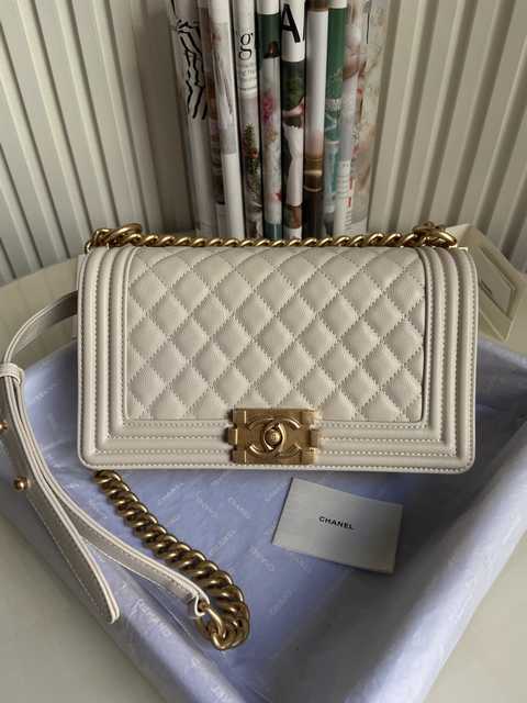 67086 Caviar 25