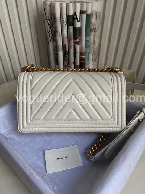 67086 V Lambskin 25 67086 V Lambskin 25