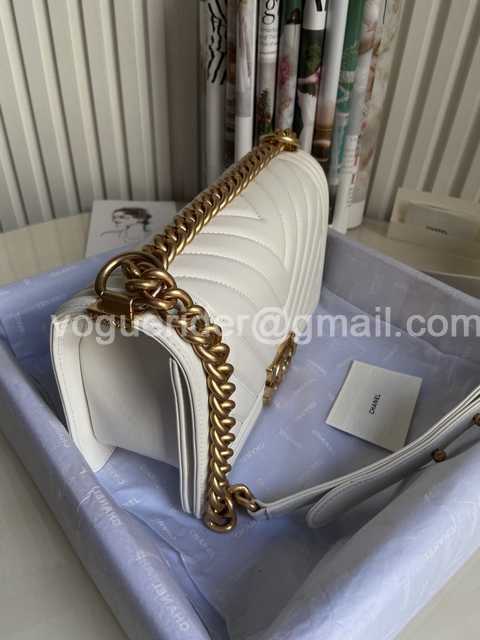 67086 V Lambskin 25 67086 V Lambskin 25