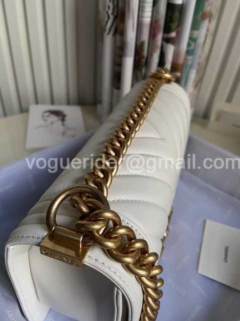 67086 V Lambskin 25 67086 V Lambskin 25