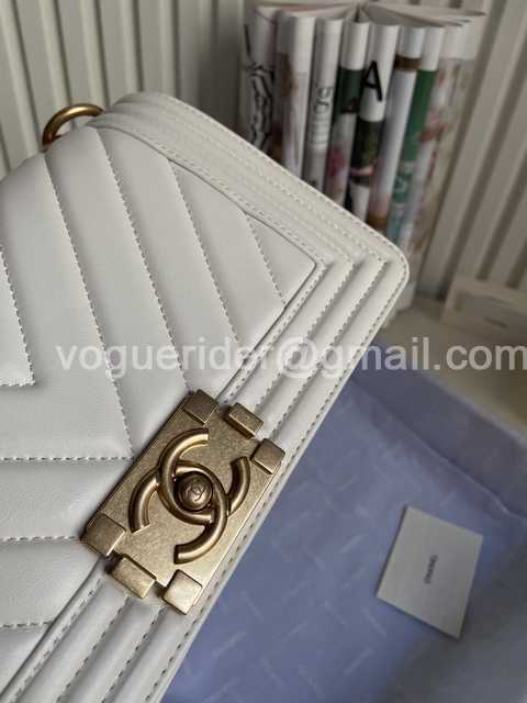 67086 V Lambskin 25 67086 V Lambskin 25