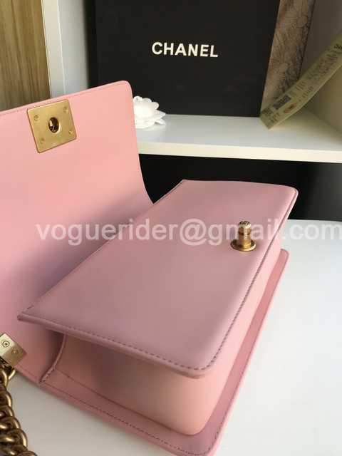 67086 V Lambskin 25 67086 V Lambskin 25