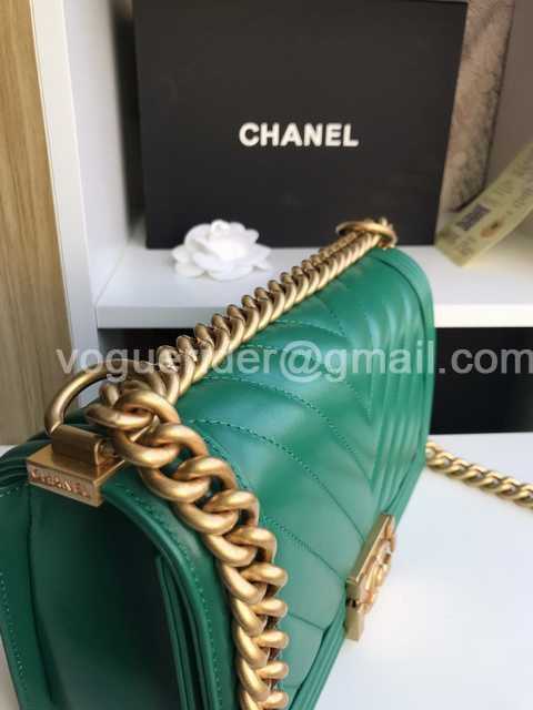 67086 V Lambskin 25 67086 V Lambskin 25