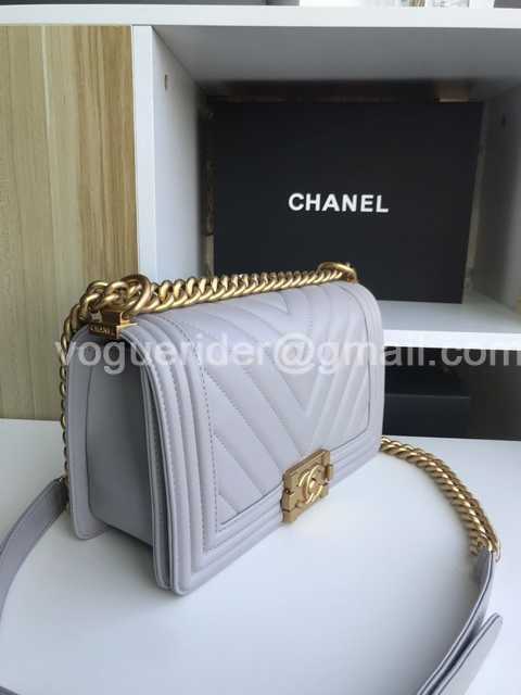 67086 V Lambskin 25 67086 V Lambskin 25