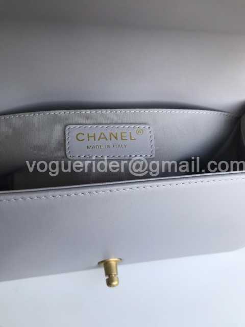 67086 V Lambskin 25 67086 V Lambskin 25