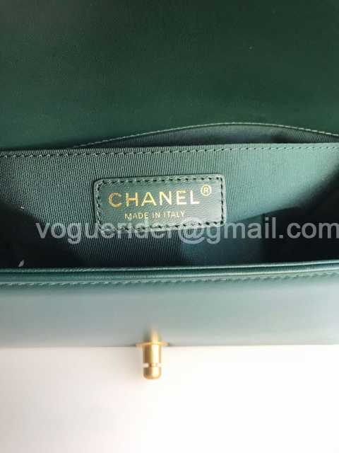 67086 V Lambskin 25 67086 V Lambskin 25