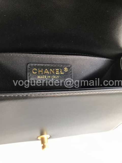 67086 V Lambskin 25 67086 V Lambskin 25