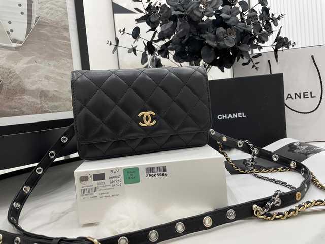 AP2548 WOC 19
