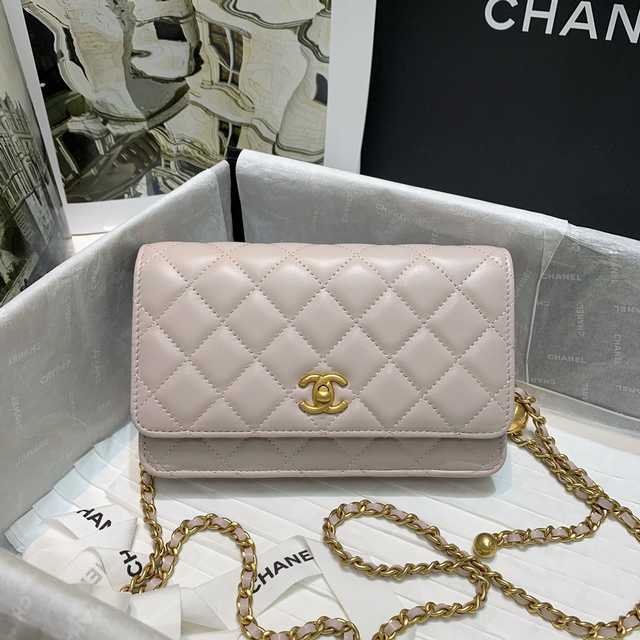 81133 WOC 19