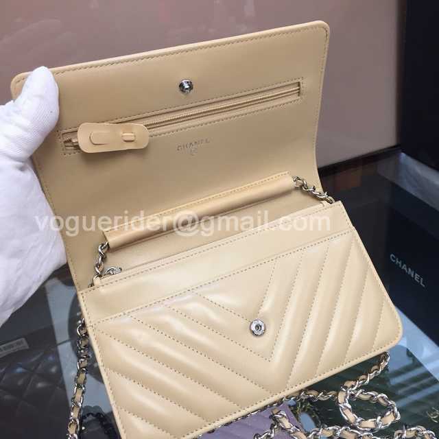 33814 V WOC 19 Lambskin 33814 V WOC 19 Lambskin