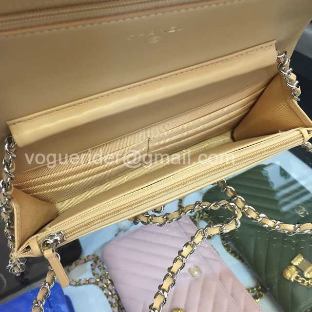 33814 V WOC 19 Lambskin 33814 V WOC 19 Lambskin