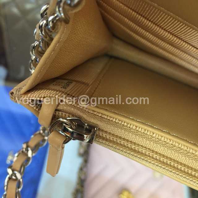 33814 V WOC 19 Lambskin 33814 V WOC 19 Lambskin