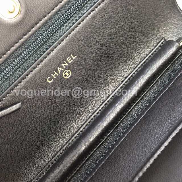 33814 V WOC 19 Lambskin