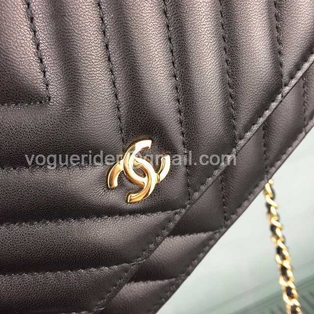 33814 V WOC 19 Lambskin