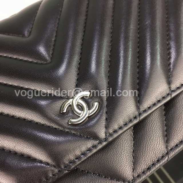 33814 V WOC 19 Lambskin
