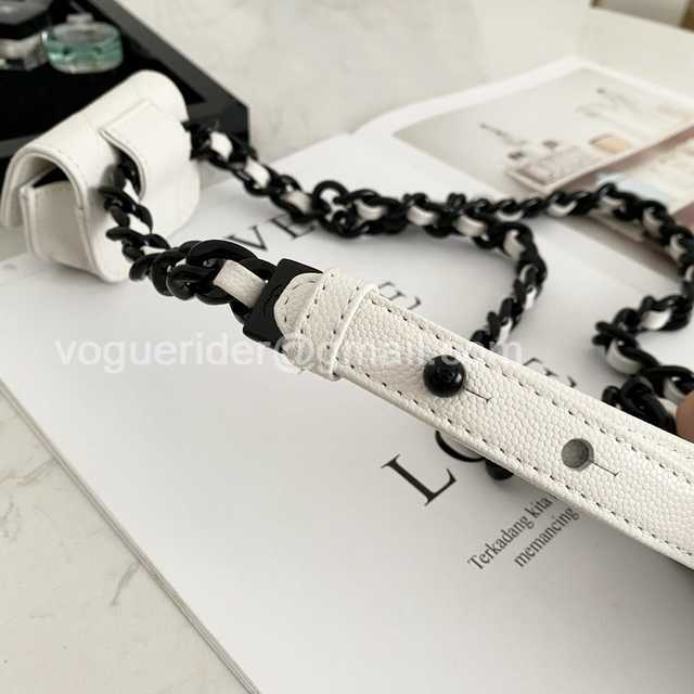 81089 02843 7 81089 02843 7