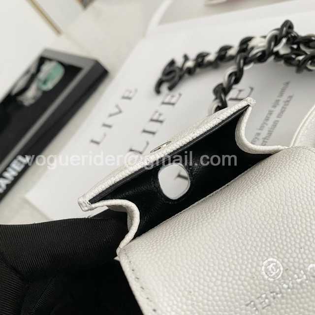 81089 02843 7 81089 02843 7