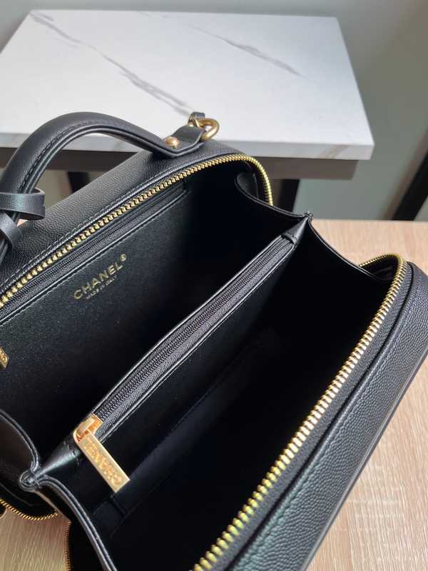 93343 Vanity Case 21