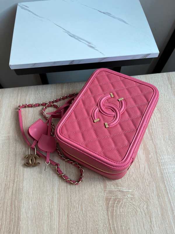 93343 Vanity Case 21