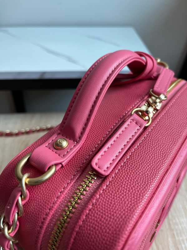 93343 Vanity Case 21