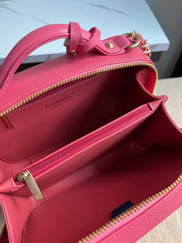 93343 Vanity Case 21