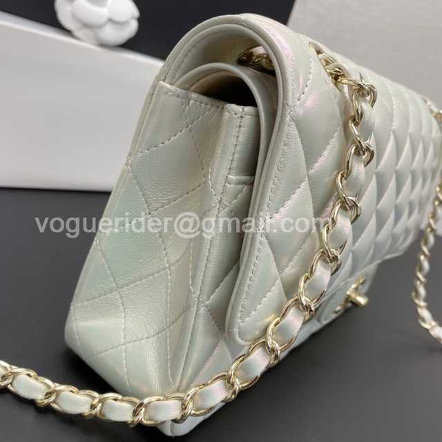 Top 1112 Medium 25 Gaiera Lambskin