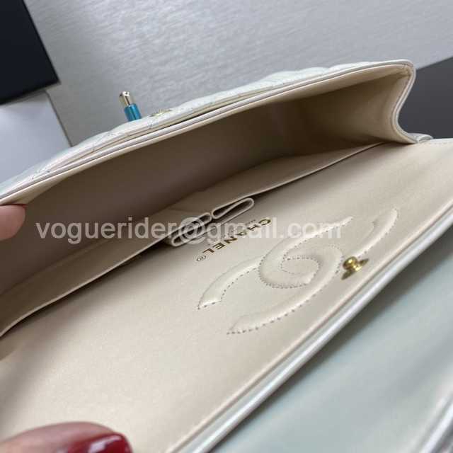 Top 1112 Medium 25 Gaiera Lambskin