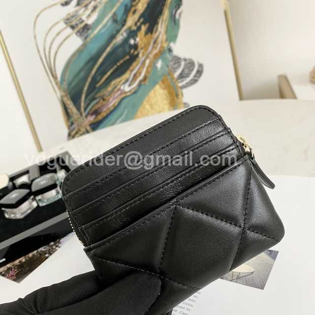 82086 Card Holder 82086 Card Holder