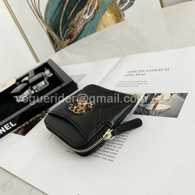 82086 Card Holder 82086 Card Holder
