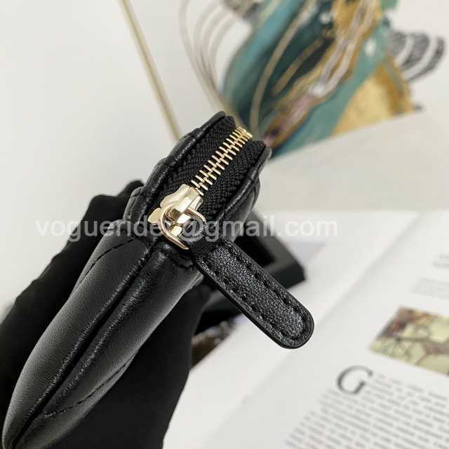 82086 Card Holder 82086 Card Holder