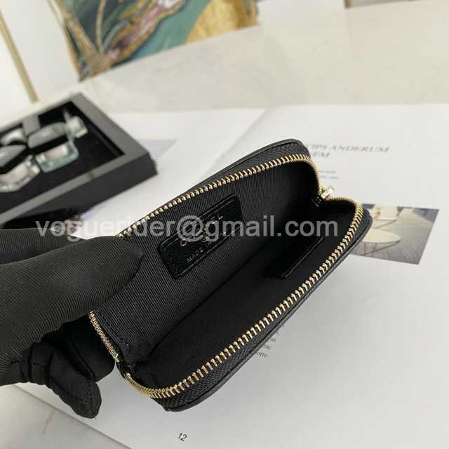 82086 Card Holder 82086 Card Holder
