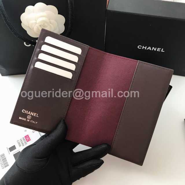 80385 Passport Holder 14
