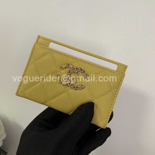 AP1843 Card Holder 11