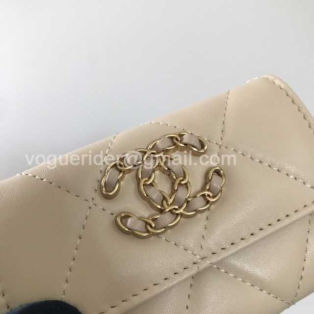 AP1790 Card Holder 11