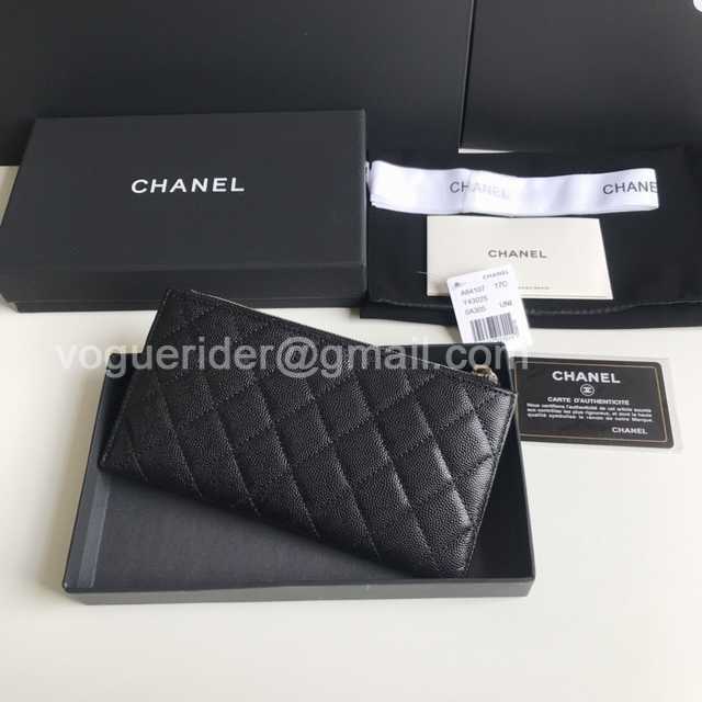 84107 Card Holder 19