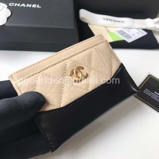84368 Card Holder 11