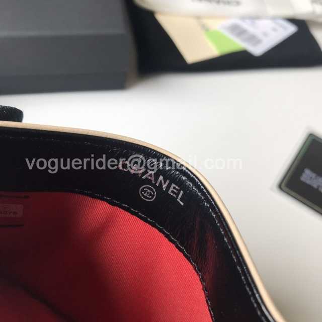 84368 Card Holder 11