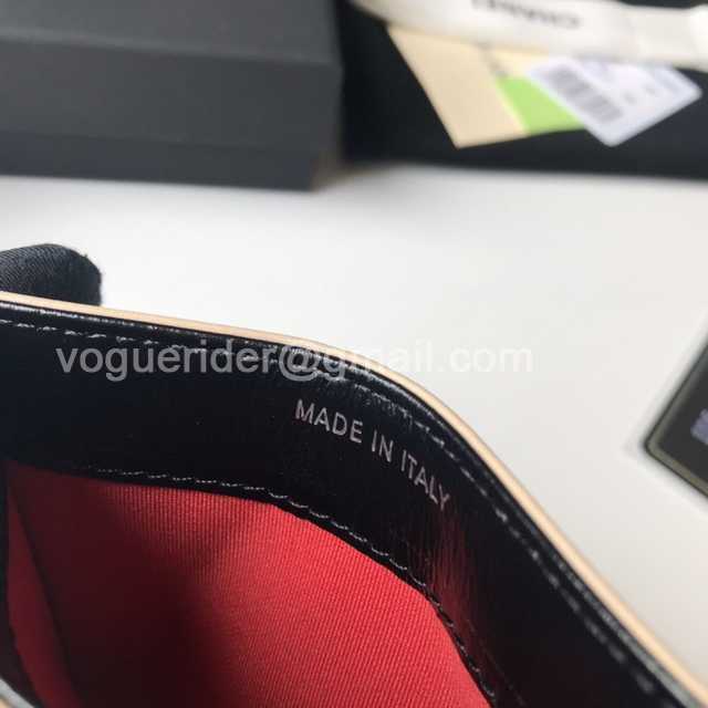 84368 Card Holder 11