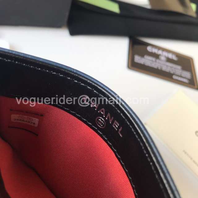 84368 Card Holder 11