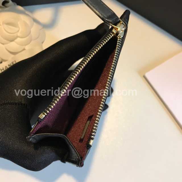 84105 Card Holder 11