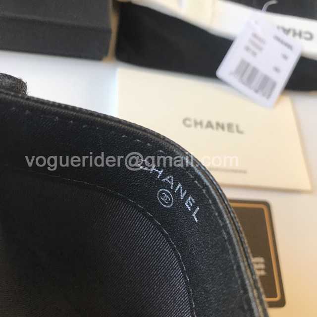 84431 Card Holder 11