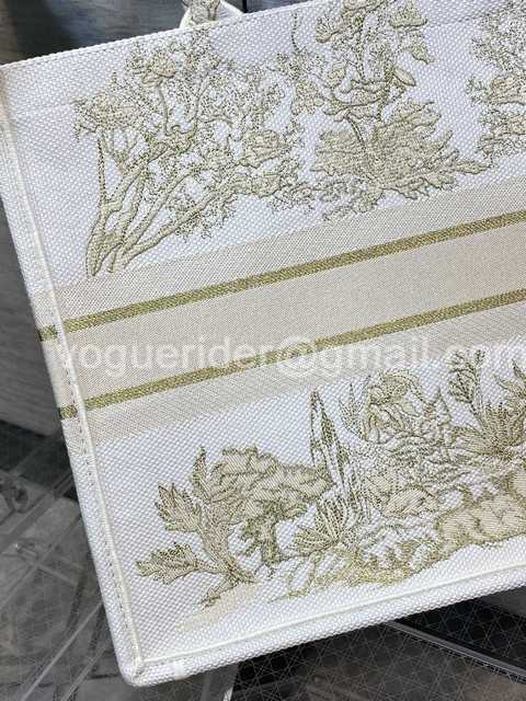 M1286 41 Embroidery
