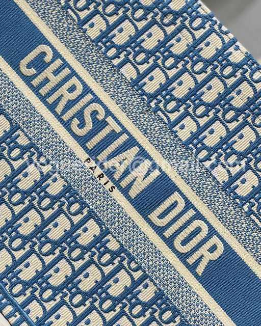 M1287 36 Oblique M1287 36 Oblique