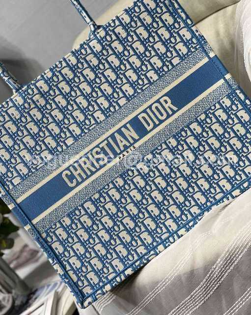 M1286 41 Oblique M1286 41 Oblique