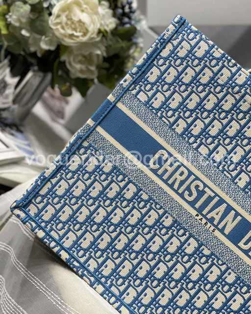 M1286 41 Oblique M1286 41 Oblique