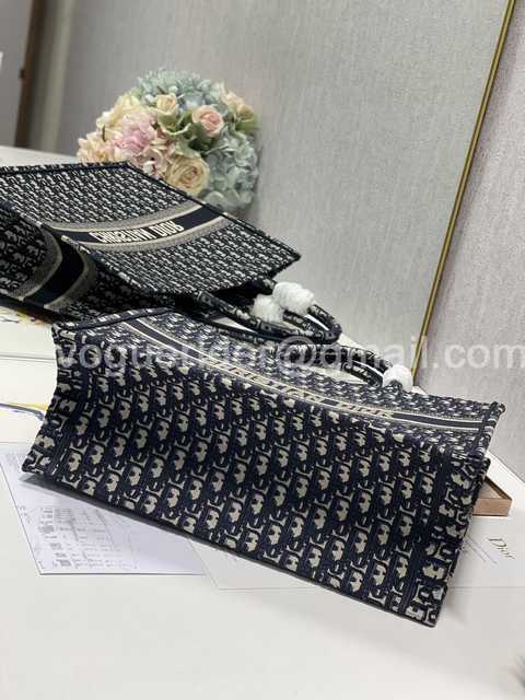 M1286 41 Oblique M1286 41 Oblique