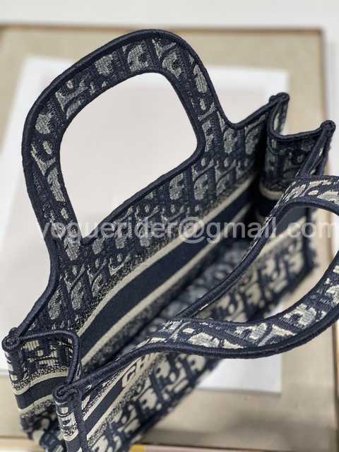 M1286 Mini 22 Oblique