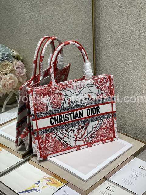 M1287 36 Embroidery M1287 36 Embroidery