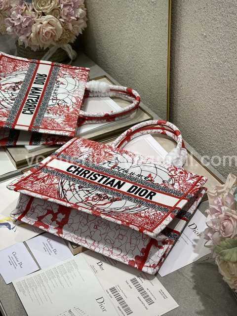 M1287 36 Embroidery M1287 36 Embroidery