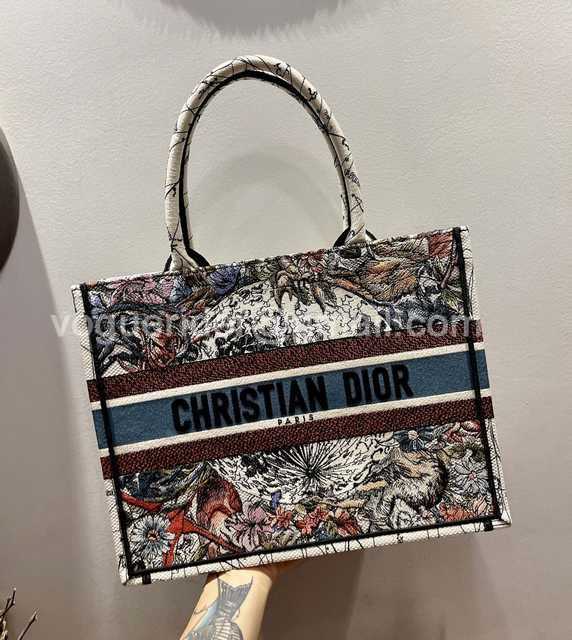 M1287 36 Embroidery M1287 36 Embroidery